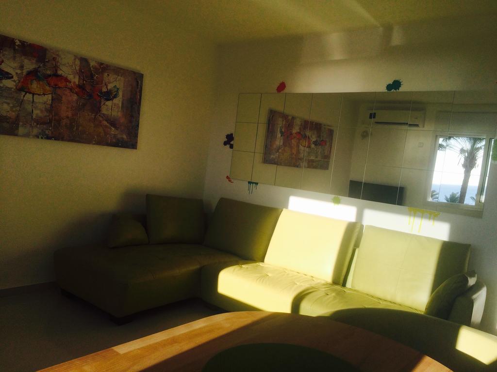 Alexsea Apartment Haifa Rum bild
